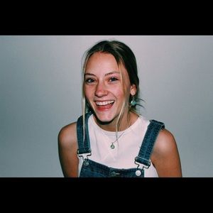 Meet your Posher, Ellie!